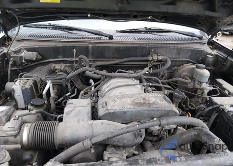 2001 Toyota Sequoia Limited V8 from USA, damaged, VIN 5TDZT38A21S035814